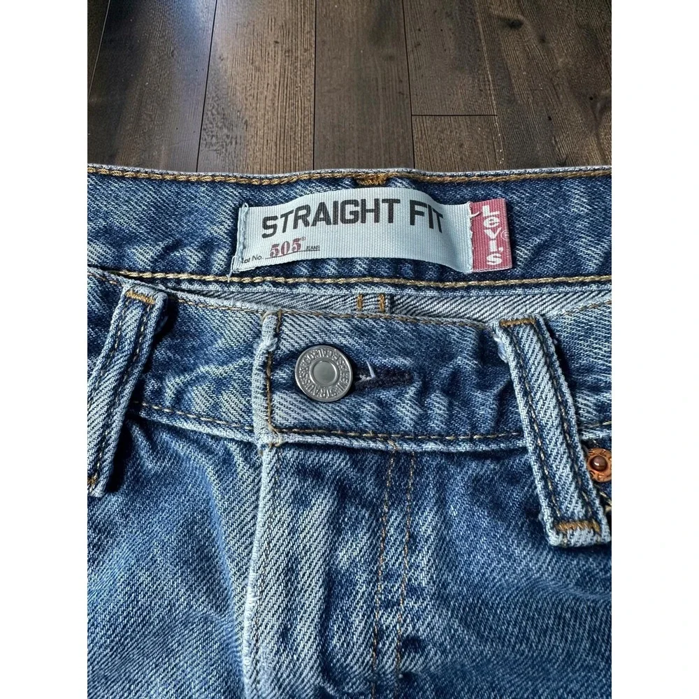 Levis 505 Straight Fit Mens Jeans Blue Medium Wash Denim 33x32 Casual Relaxed